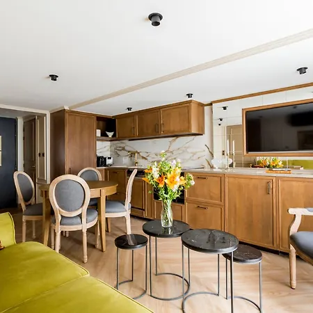 Merveil - Luxury - Marais - Turenne Apartamento *